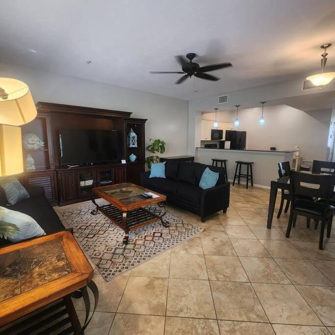 1 Bedroom , 1 Bath With Kitchen At Img Bradenton Eksteriør billede