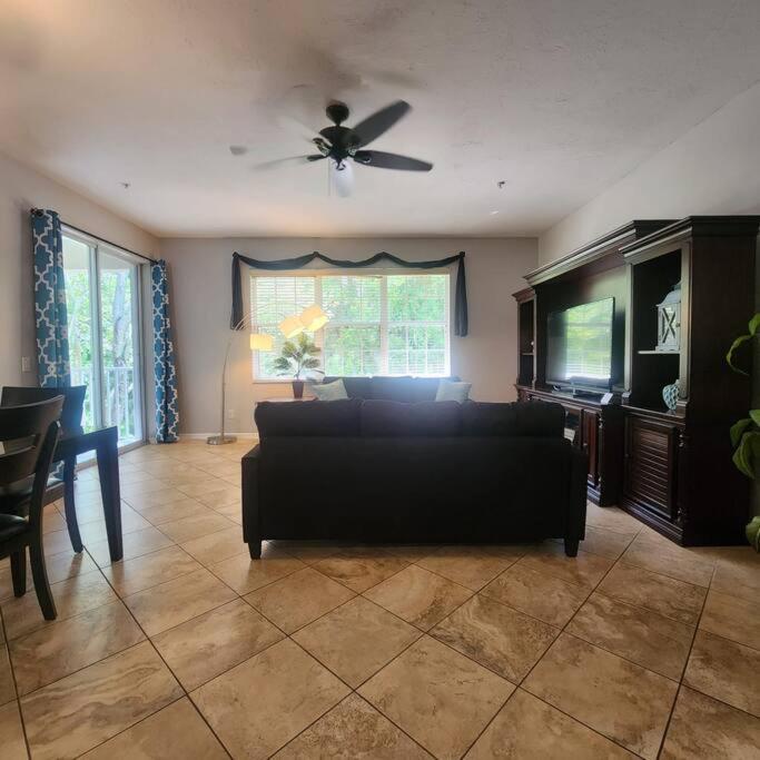 1 Bedroom , 1 Bath With Kitchen At Img Bradenton Eksteriør billede